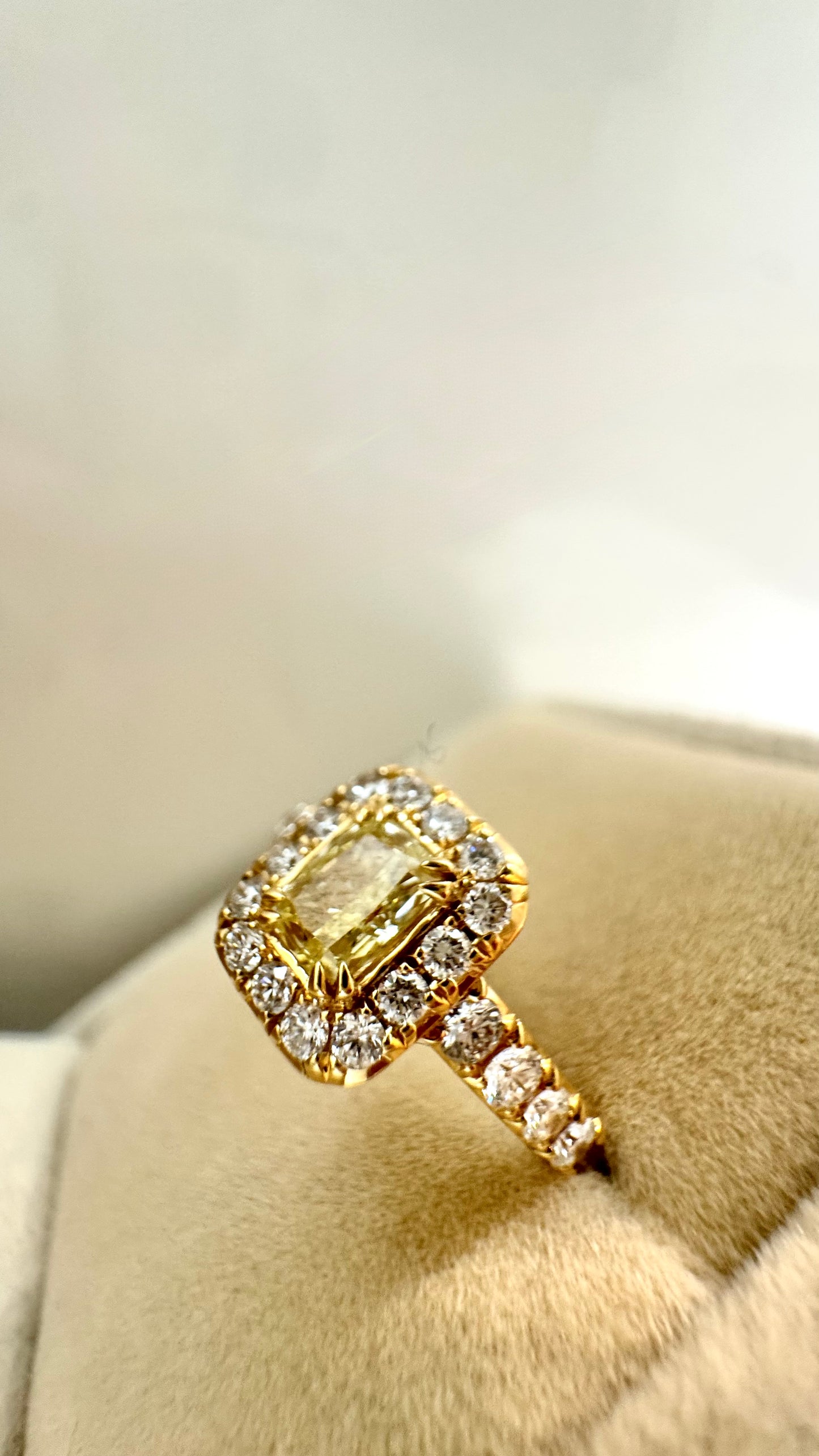 Anello yellow diamond
