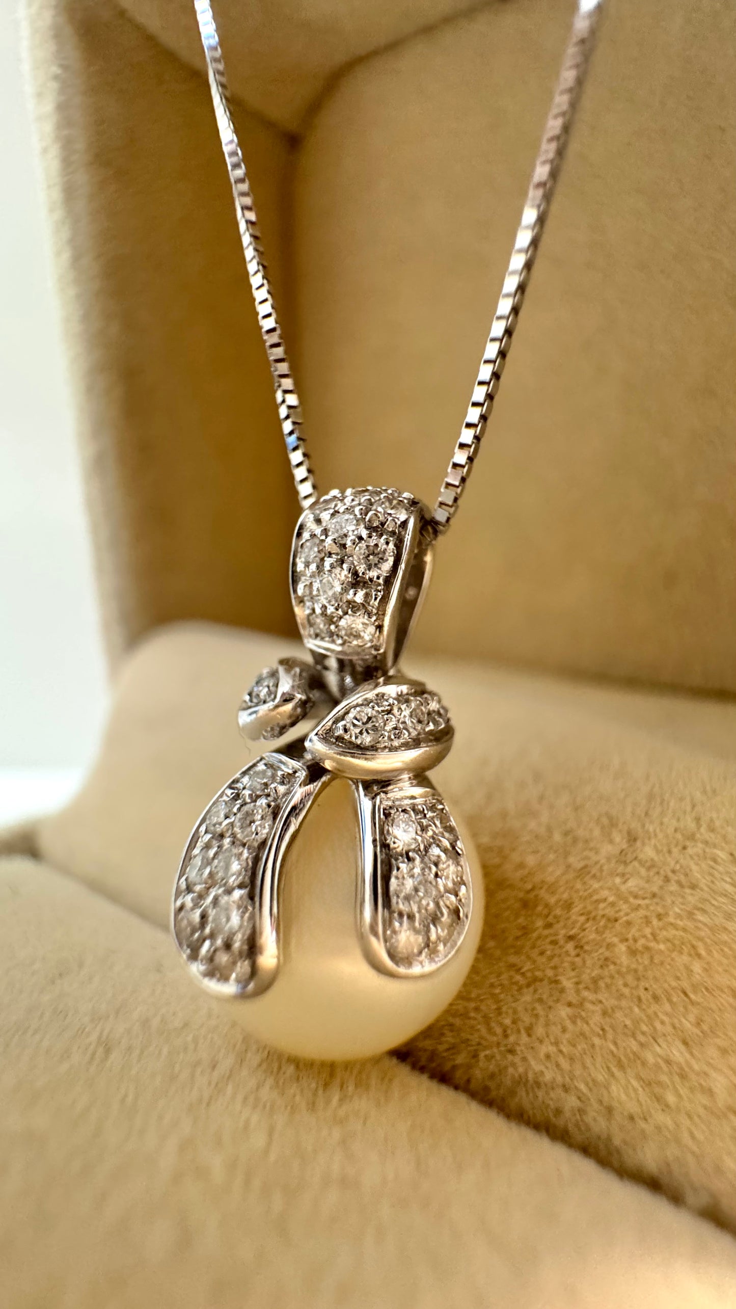 Collana Ribbon & Pearl semplice