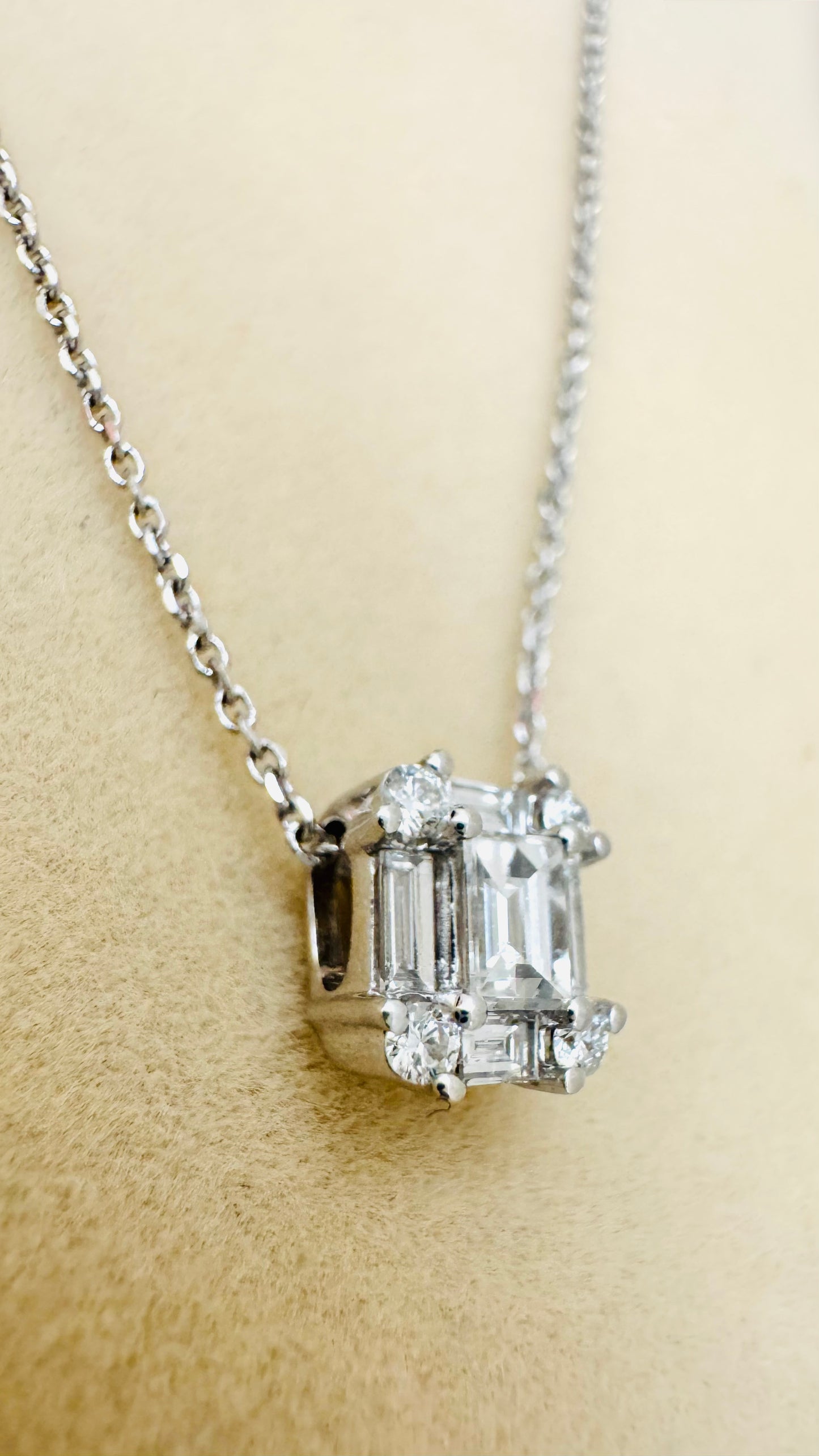 Collana Moonlight