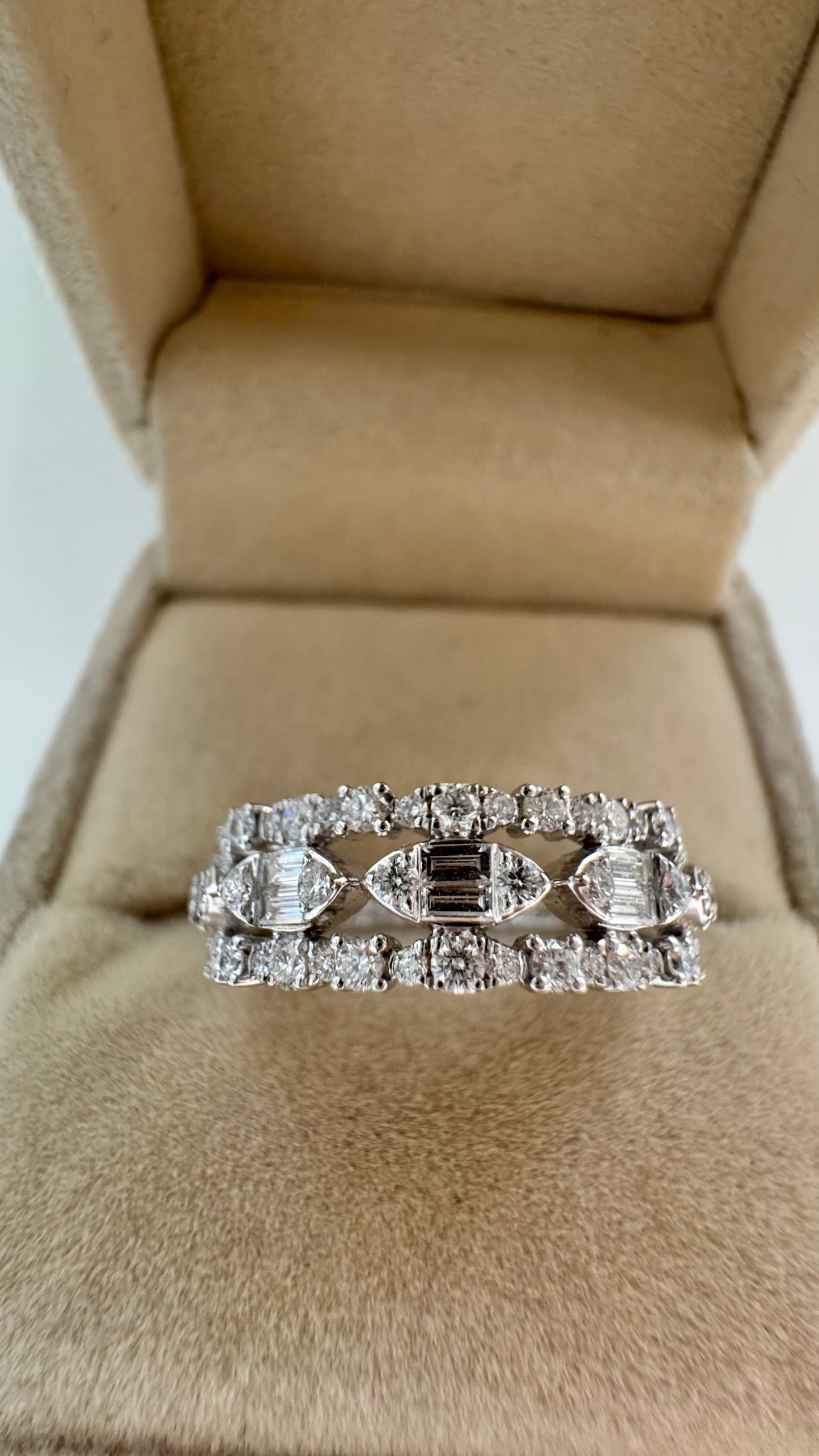 Anello Symphony