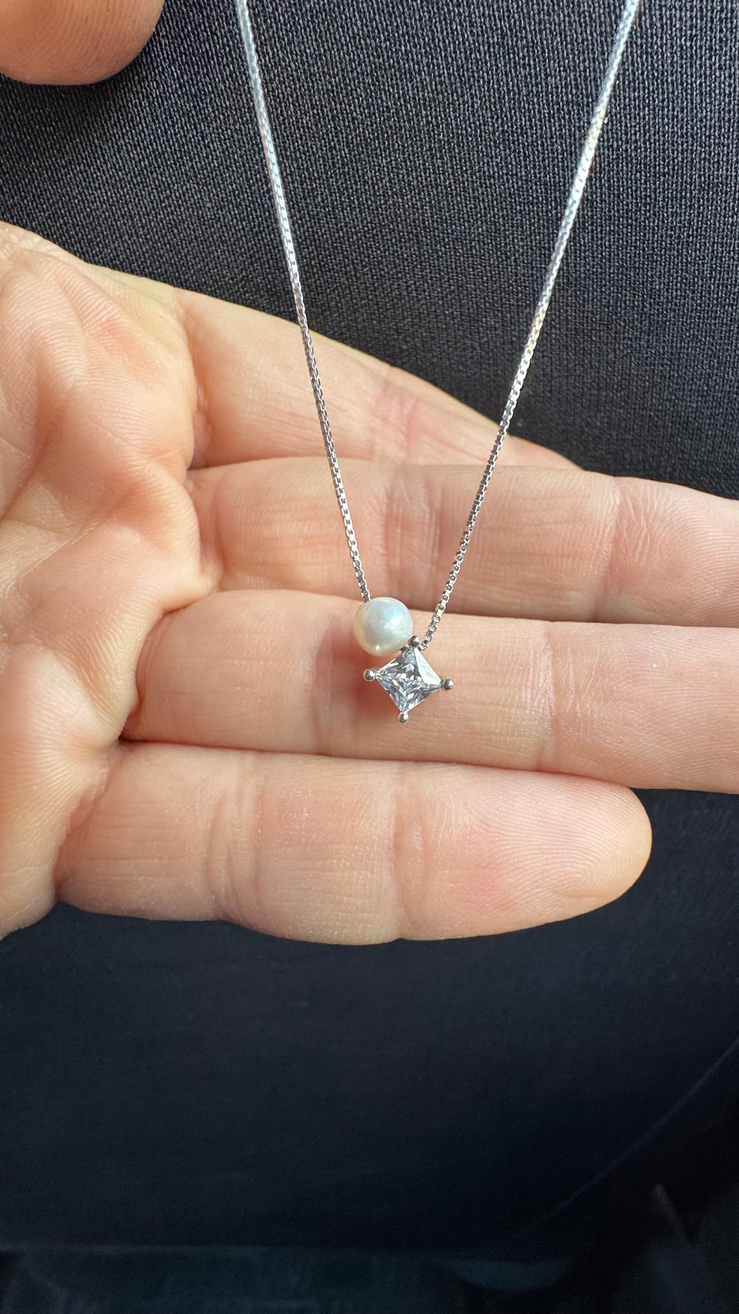 Collana Puntoluce carré con perla - Risi Gioielli