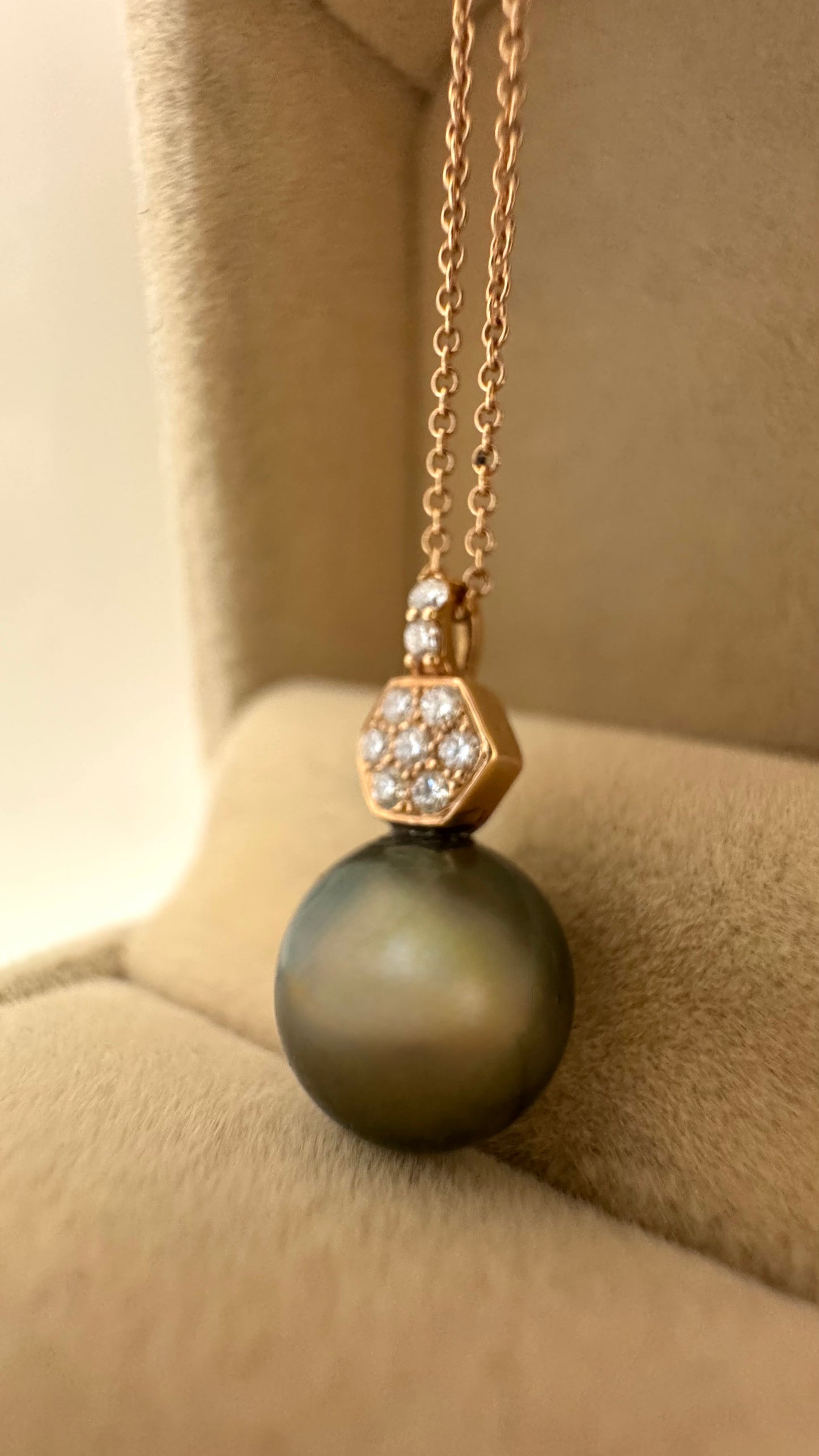 Collana Geometric Pearl rosa