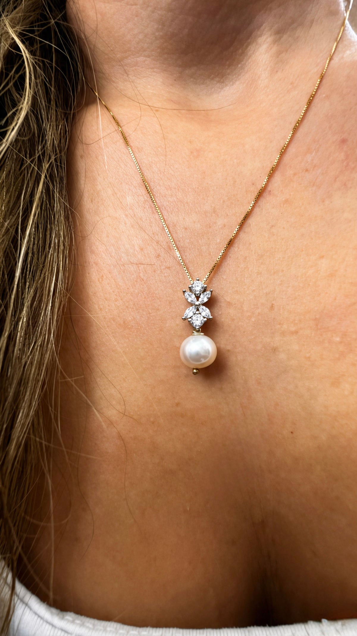 Collana perla floreale