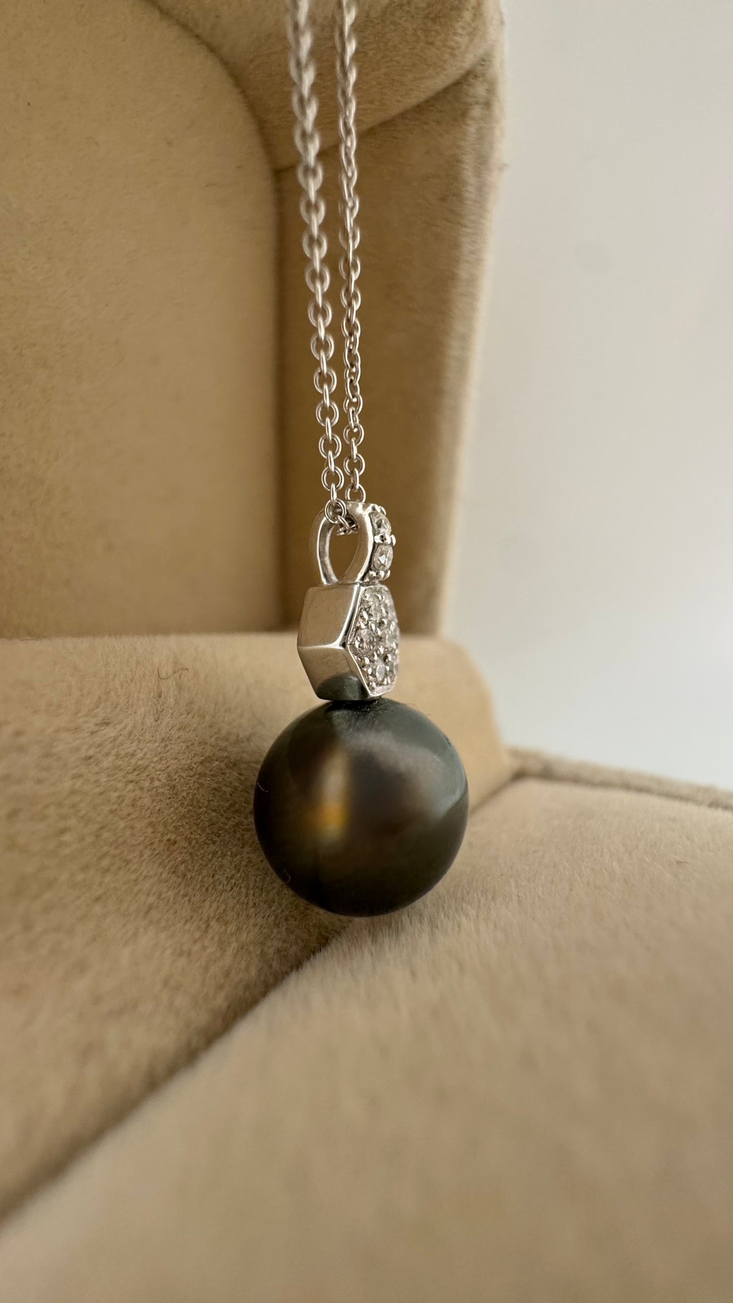 Collana Geometric Pearl