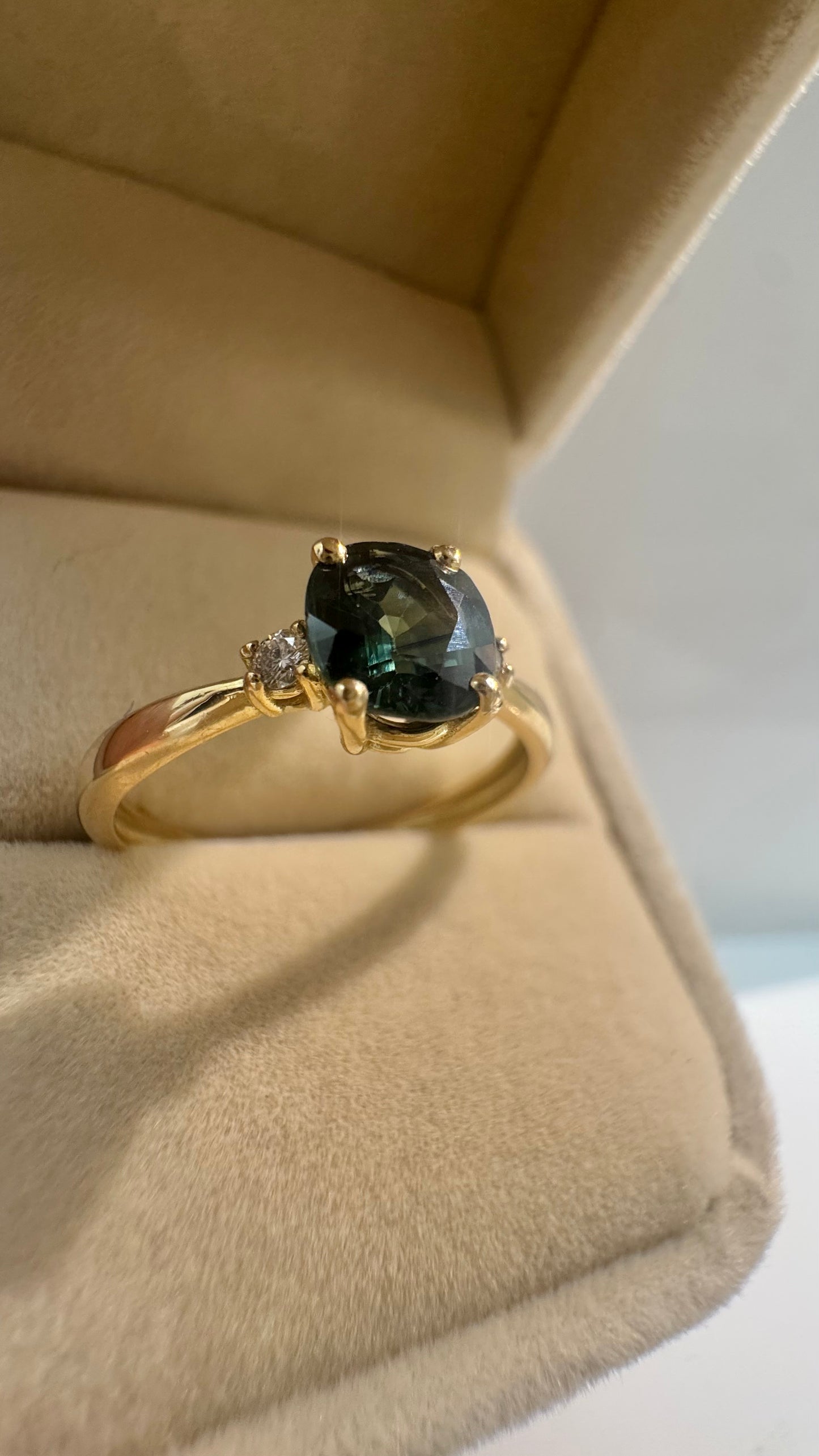Anello zaffiro Teal