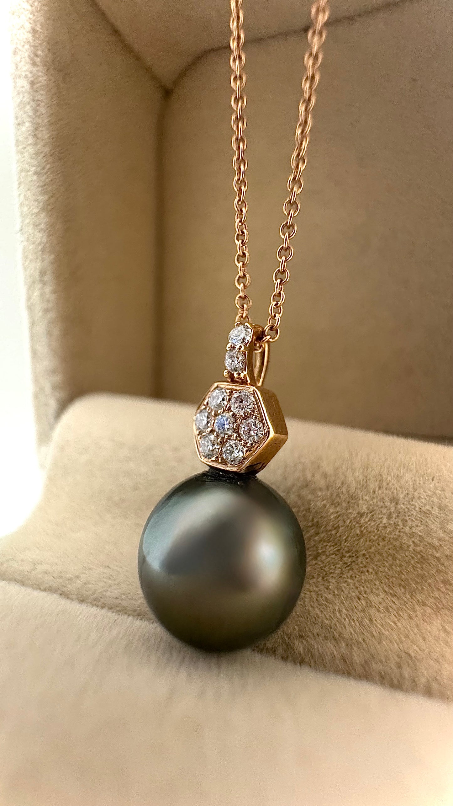 Collana Geometric Pearl rosa