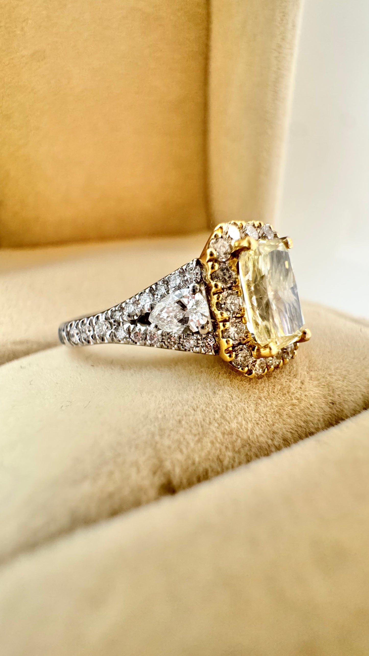 Anello Yellow Diamond Luxury