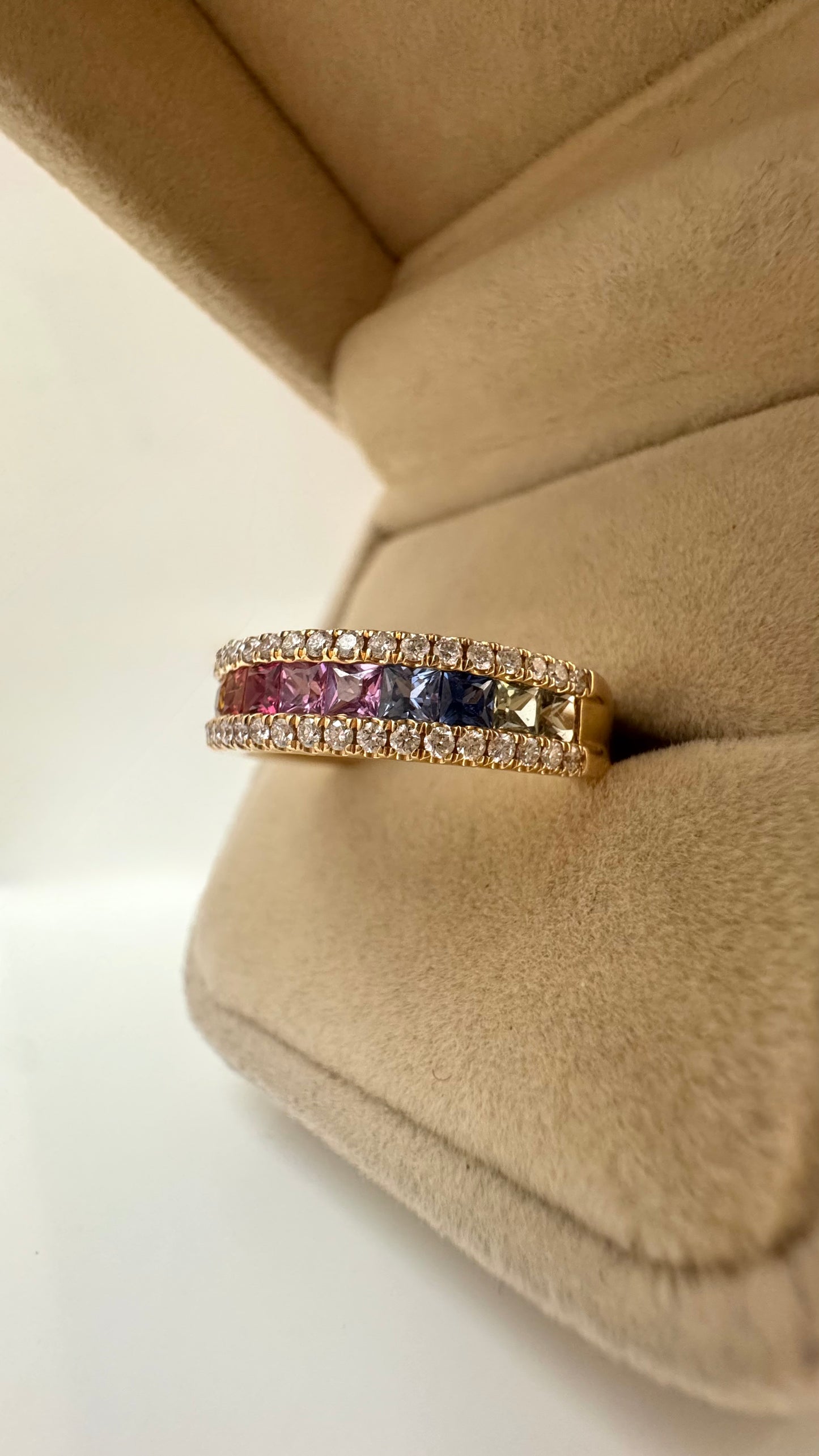 Eternelle Rainbow