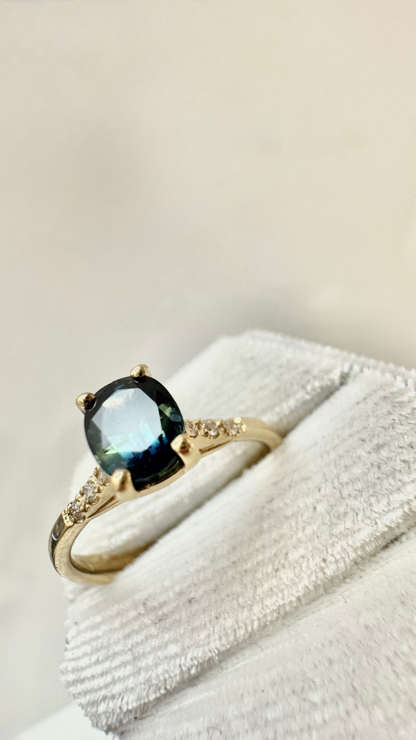 Anello zaffiro Teal Blue
