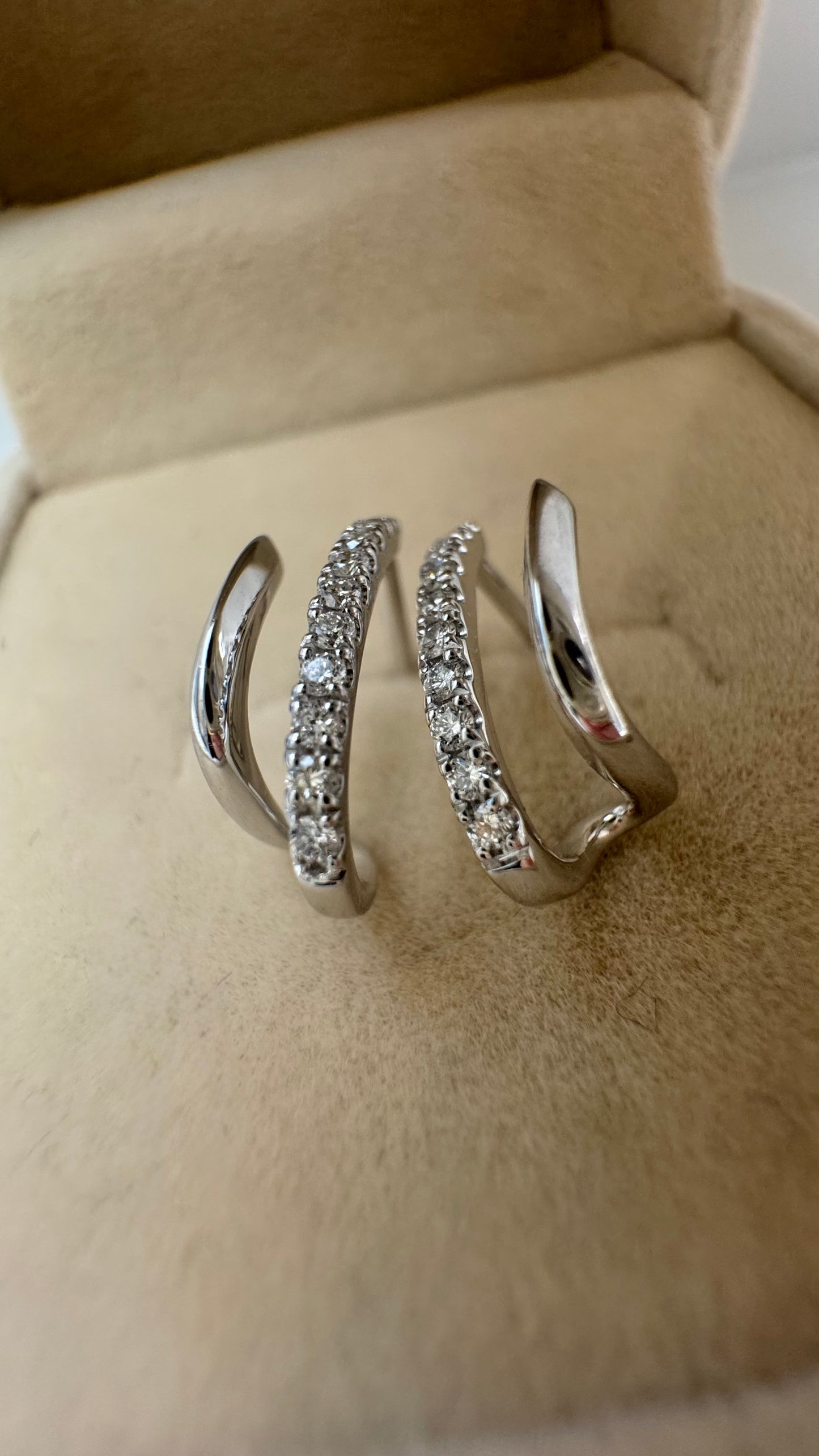 Orecchini Double Hug Baby