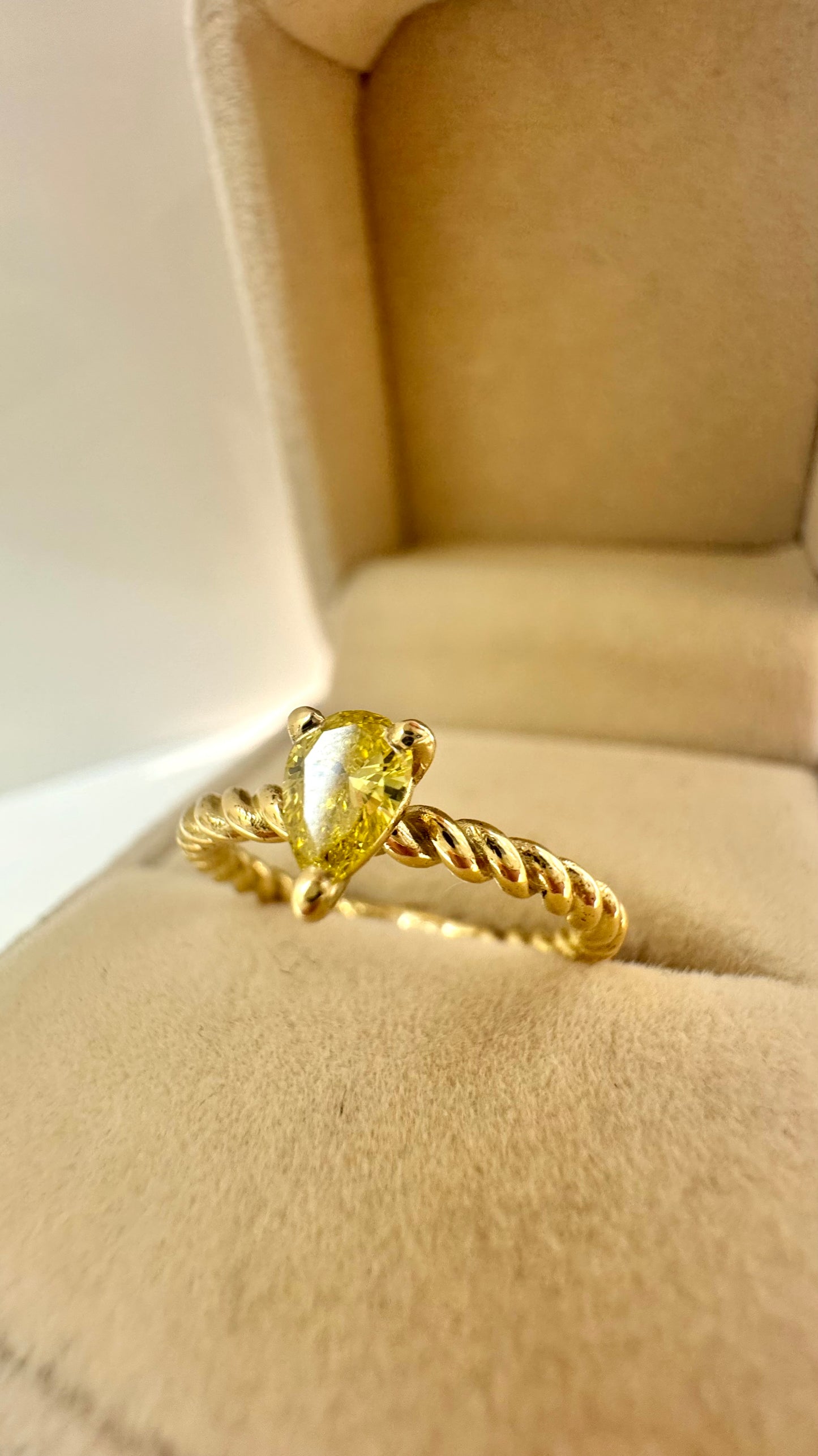 Anello Lucciola “Sole mio”